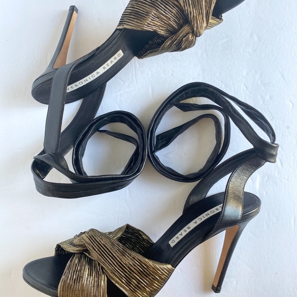 Veronica Beard Black Gold Leather Calida Sandals - Picture 8 of 10
